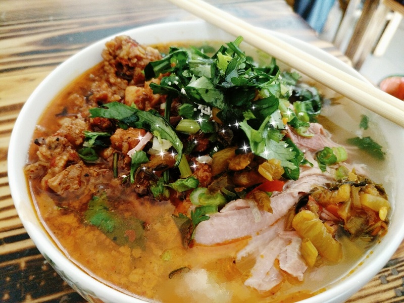 大理巍山耙肉饵丝
