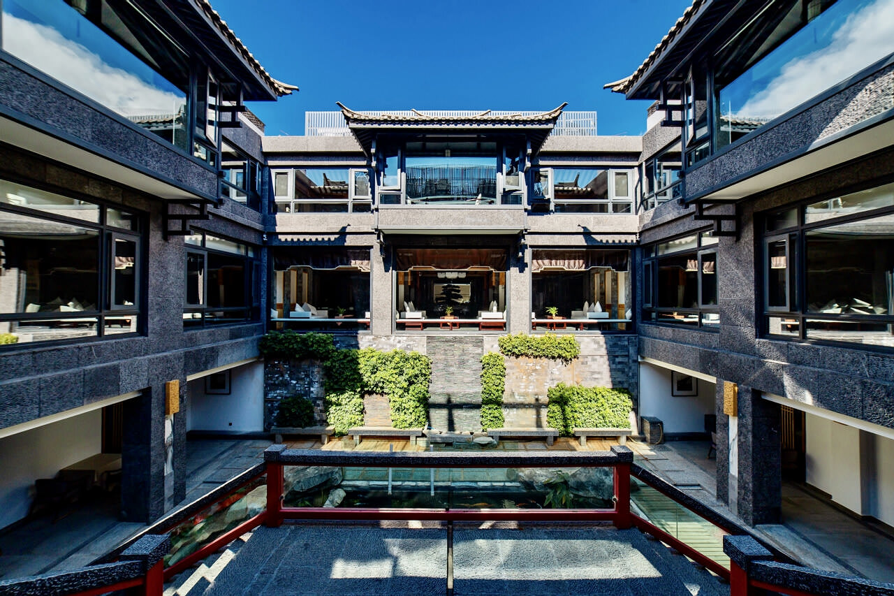 大理六合云燕酒店