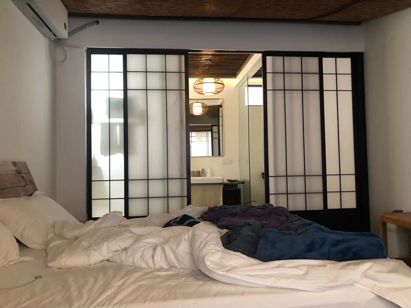如何把研学旅行摆在更加重要的位置，推动研学旅行健康快速发展？