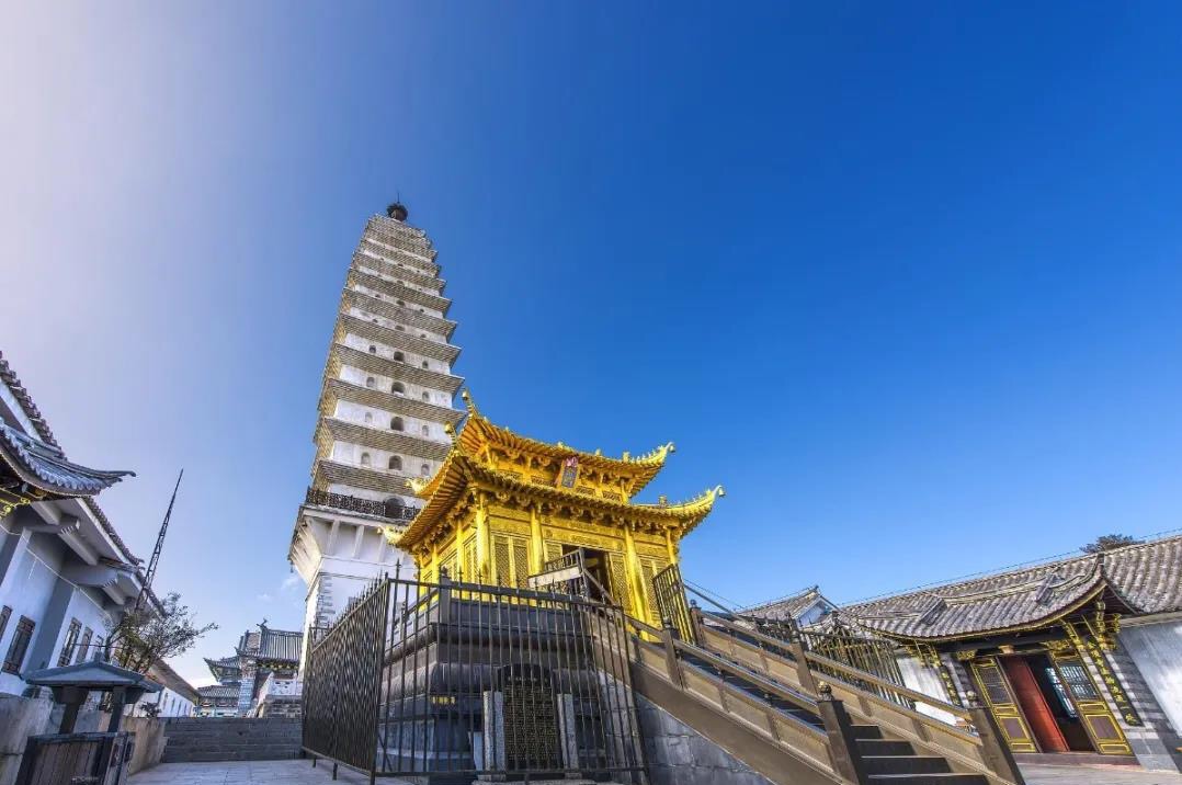 大理有座鸡足山 极致风光里有虔诚信仰~