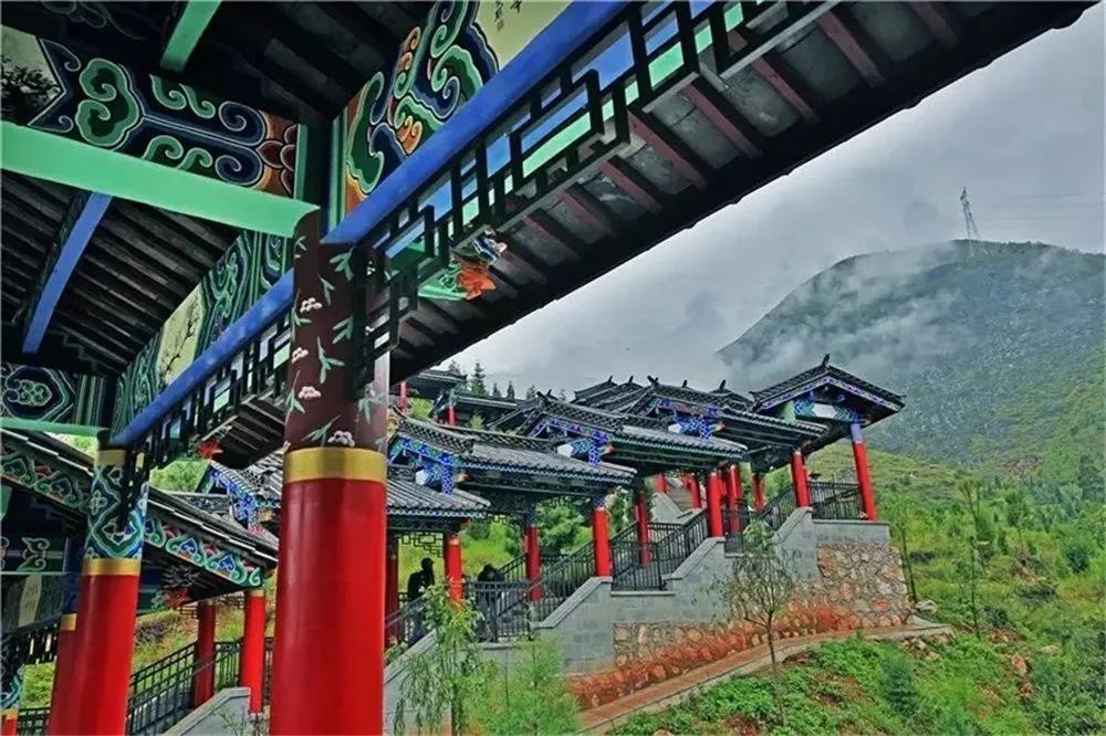 鹤庆生态文化长廊
