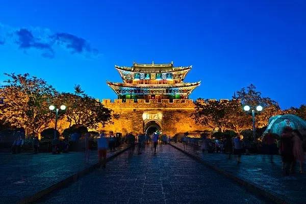 大理传媒公司：漫步大理古城，尽享漫时光