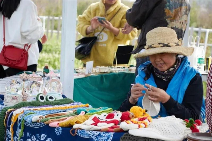 大理旅行：洱海边，稻田里的集市；“文艺小青年们“”不一样的